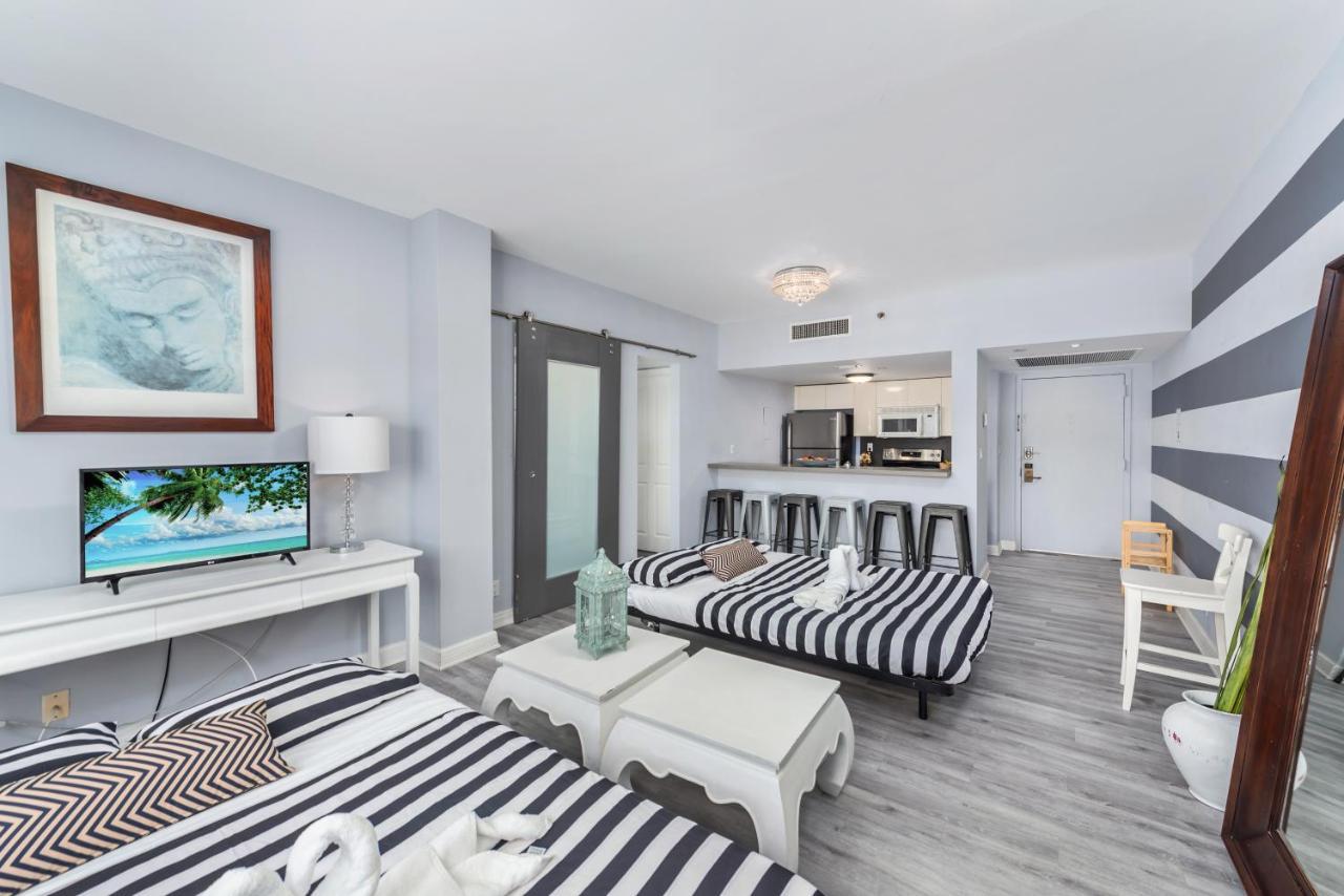 South Beach Suites In Ocean Drive Miami Beach Exterior foto
